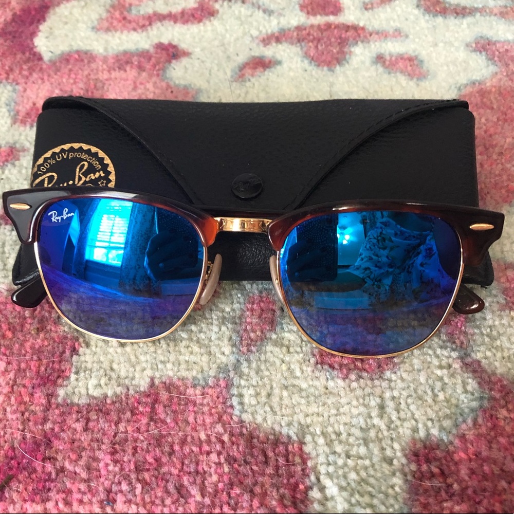 Ray Ban Clubmaster Tortoise with Blue Lenses